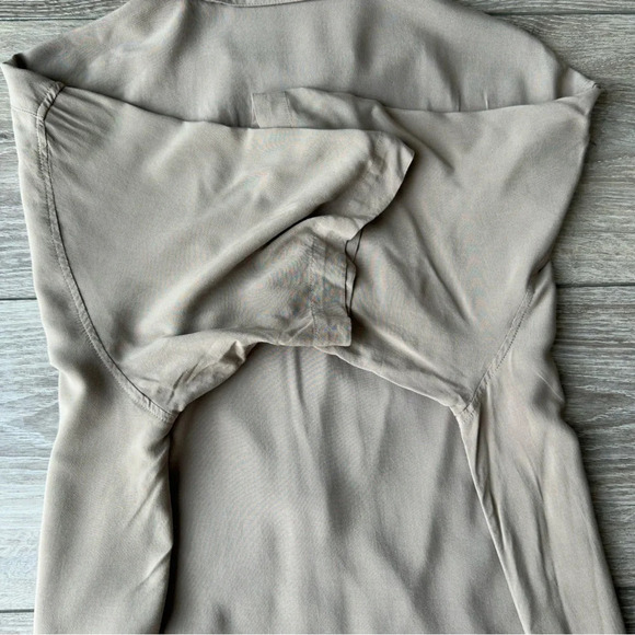 Seven Palm Silky Hawaii Button  Down Shirt - Picture 13 of 13